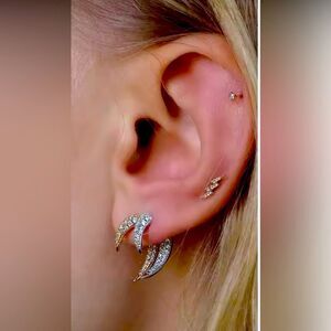 Curved Gold Earrings with Textured Design- horn design